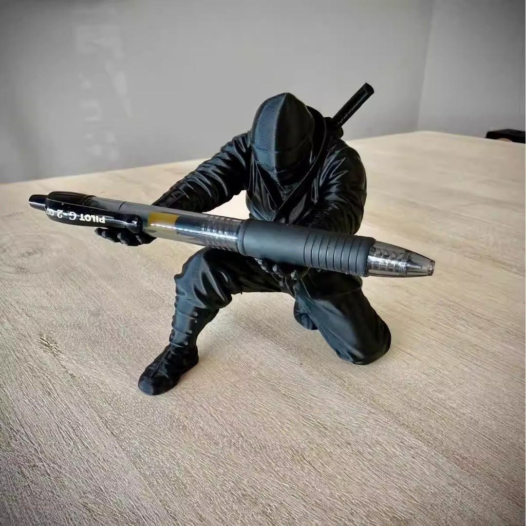 3D-geprinte ninja-penhouder, c - Home Office Desks recensie en prijs